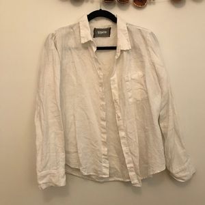 White linen reformation shirt